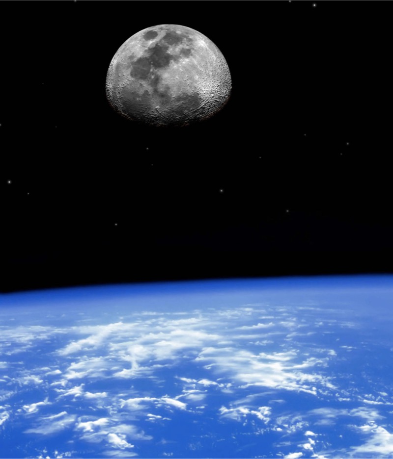 A Shipmate's Guide to Our Solar System: Earth's Moon — page 1